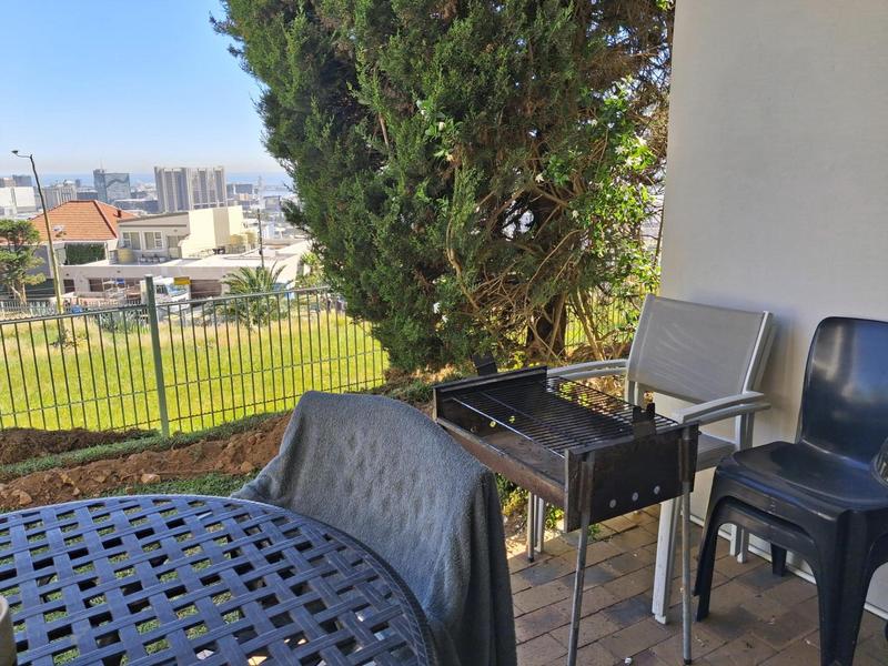 To Let 1 Bedroom Property for Rent in Vredehoek Western Cape